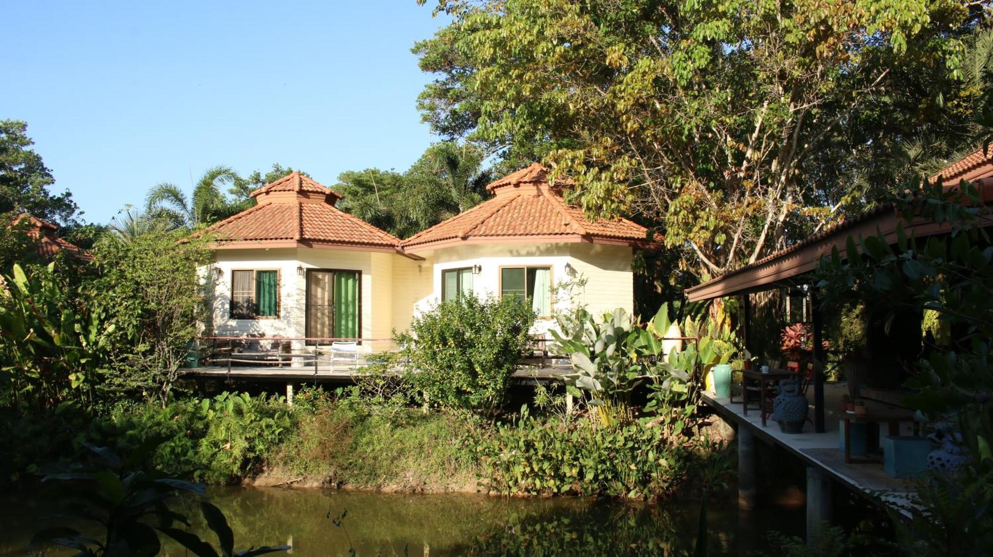 Navari Homestay Rayong Exteriör bild