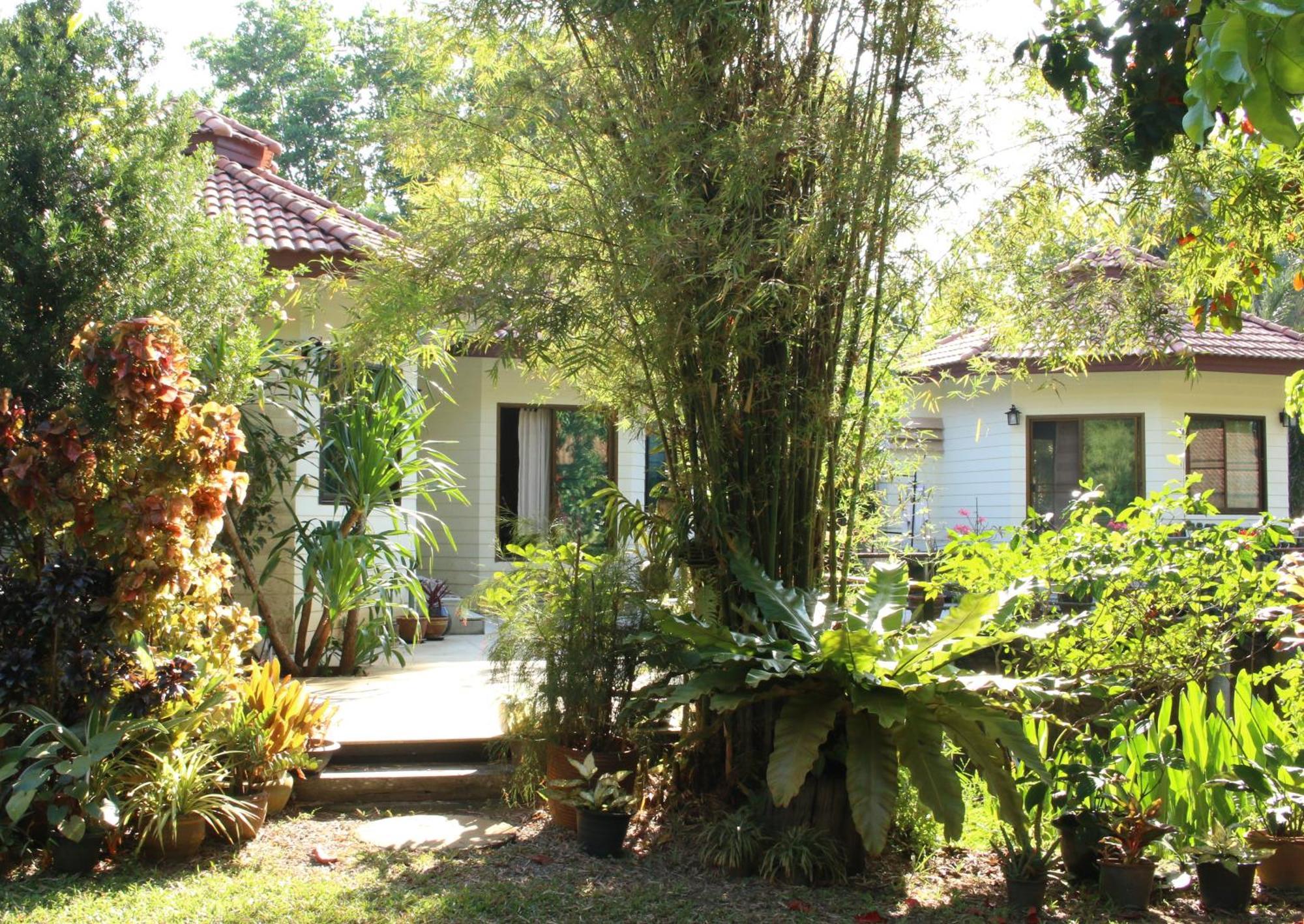 Navari Homestay Rayong Exteriör bild