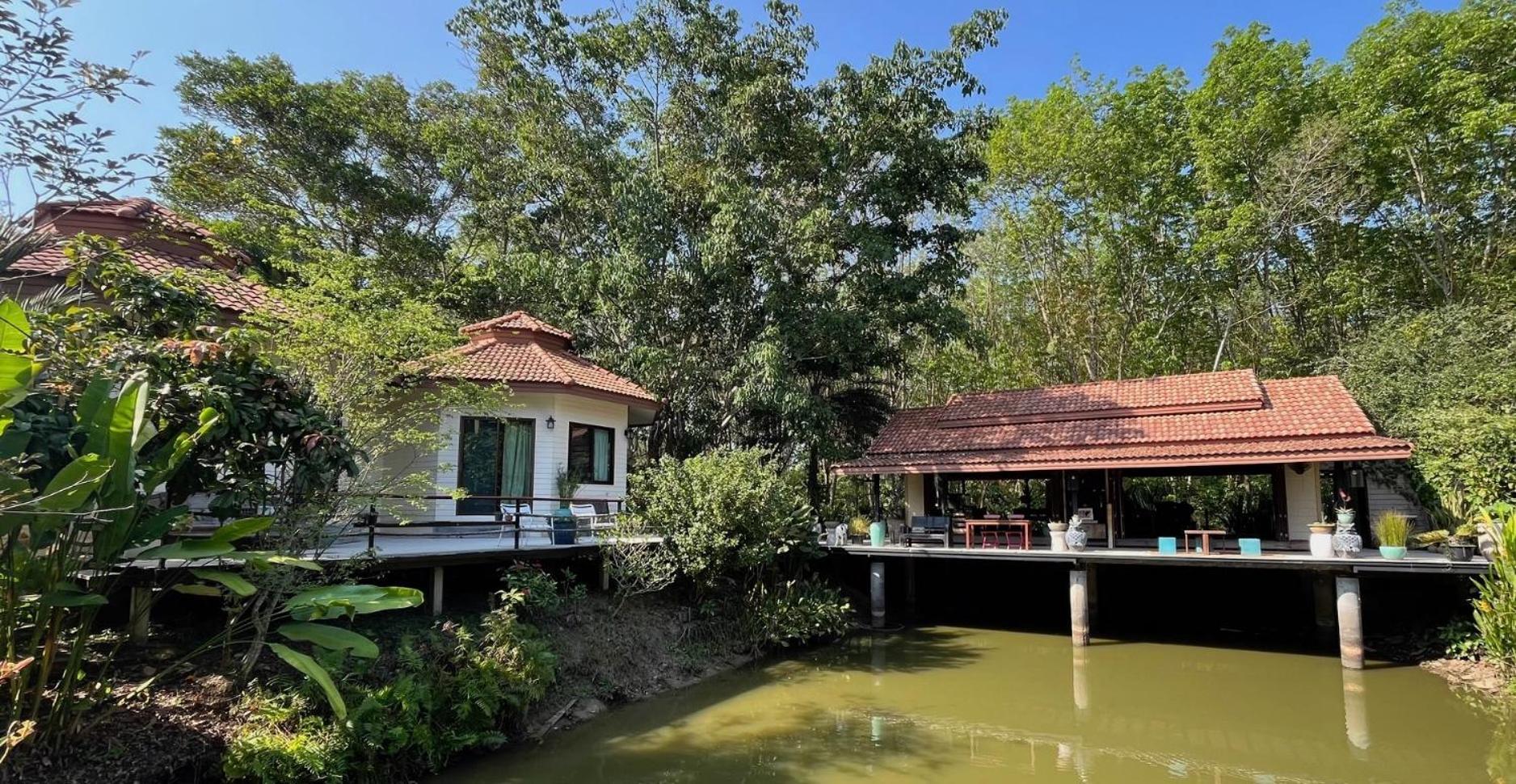 Navari Homestay Rayong Exteriör bild