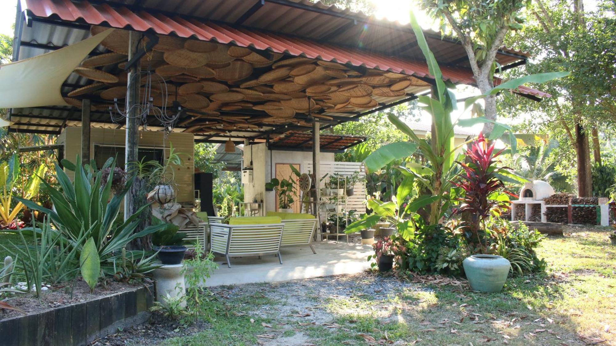 Navari Homestay Rayong Exteriör bild